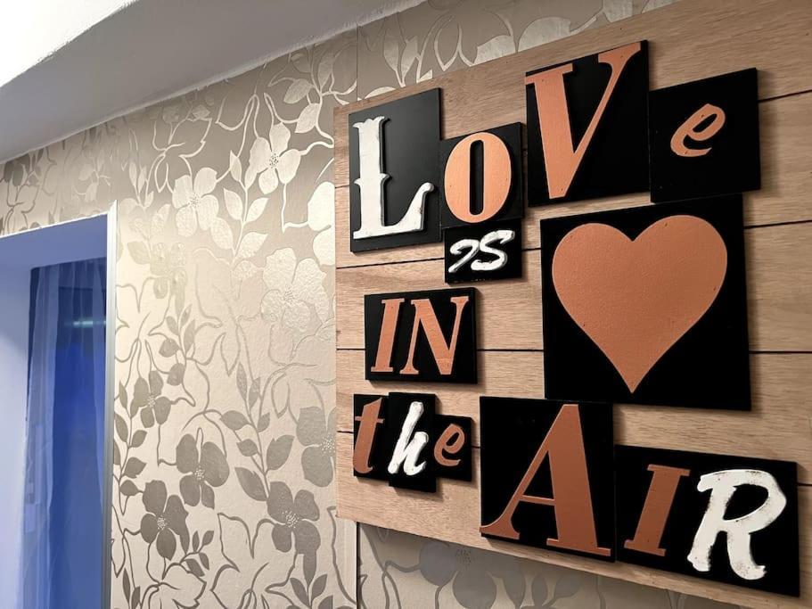 Nice Life - Luxury Apartment In The Old Town. Bratislava Luaran gambar