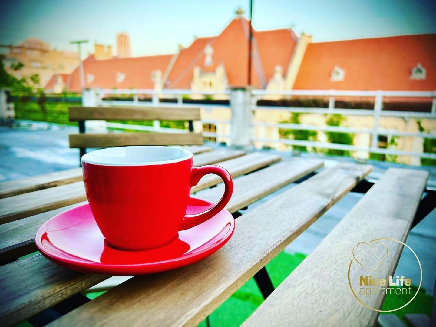 Nice Life - Luxury Apartment In The Old Town. Bratislava Luaran gambar