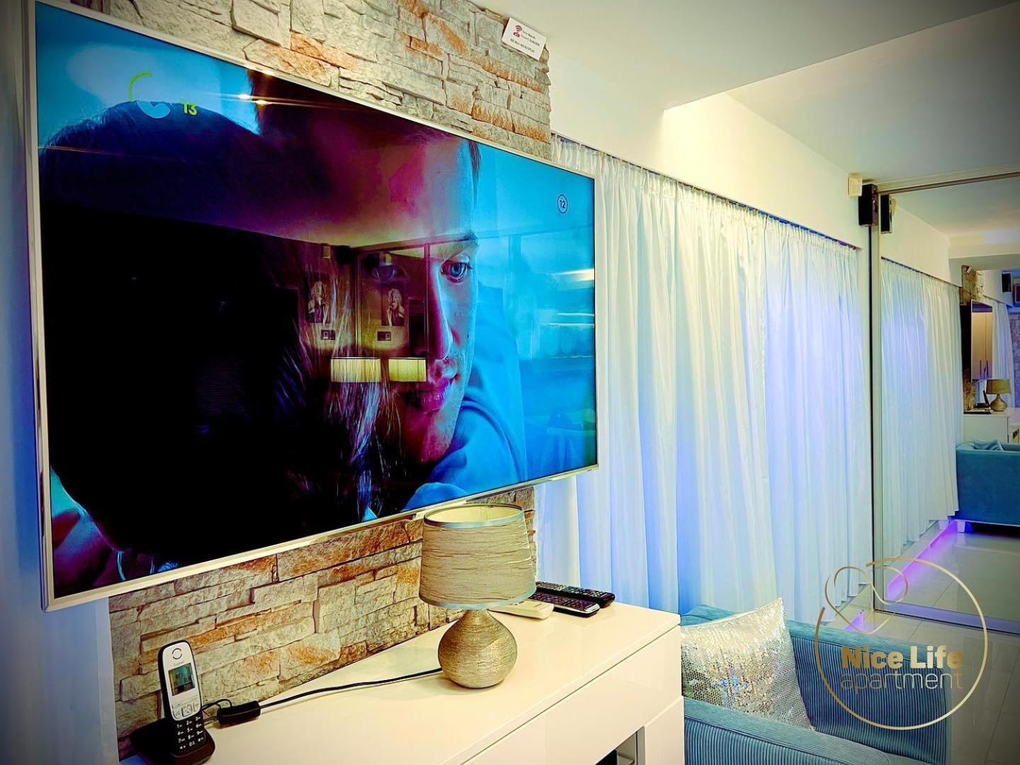 Nice Life - Luxury Apartment In The Old Town. Bratislava Luaran gambar