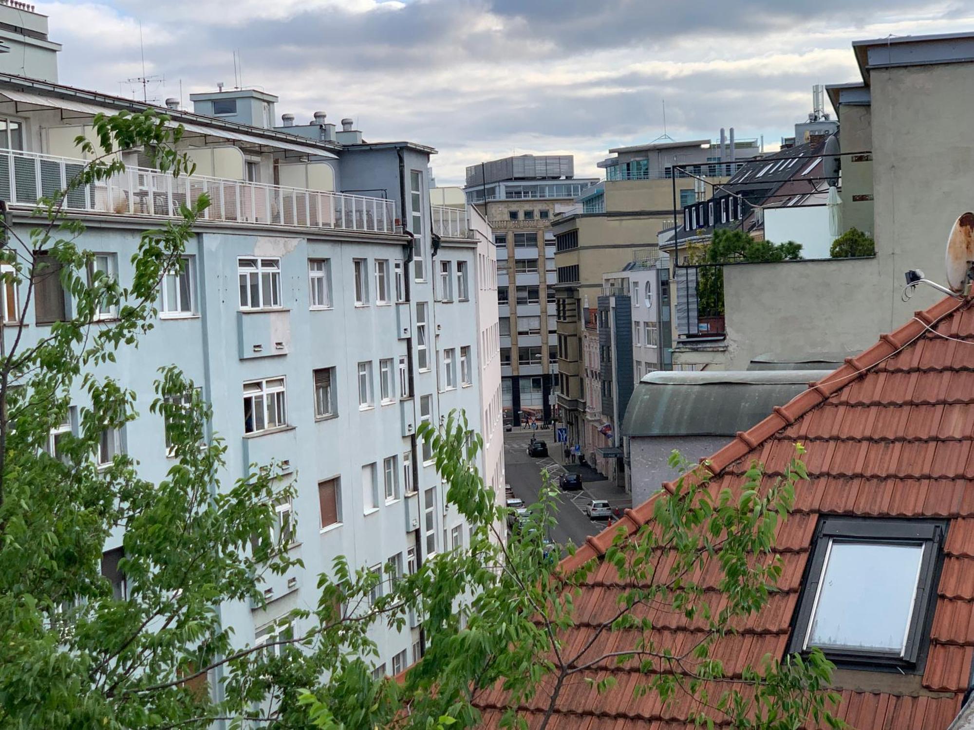 Nice Life - Luxury Apartment In The Old Town. Bratislava Luaran gambar